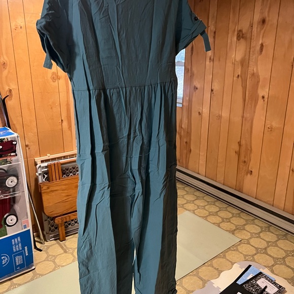 Miss Look Romper - Picture 6 of 6